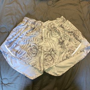 White and grey flower lulu shorts size 4 long